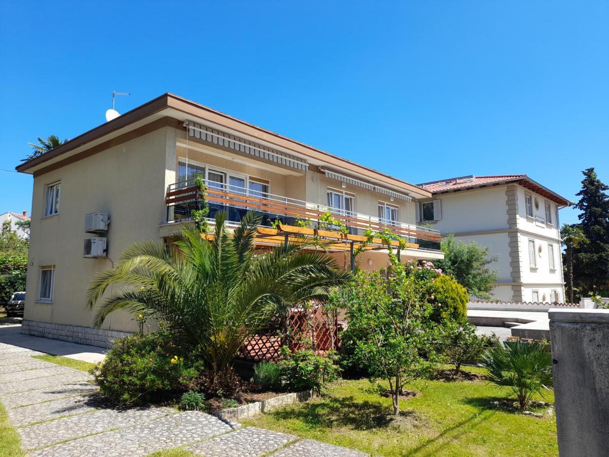 Apartments Orange Lovran Zewnętrze zdjęcie